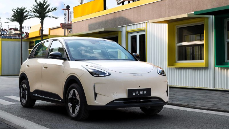 Geely Xingyuan — лидер продаж среди электромобилей в Китае в 2025 году Geely Xingyuan — лидер продаж среди электромобилей в Китае в 2025 году