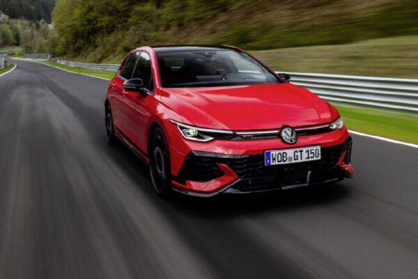 Объявлен юбилейный Volkswagen Golf GTI Edition 50