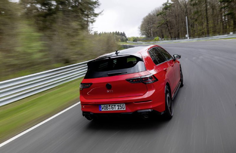 Golf GTI Edition 50 установил рекорд скорости на Нюрбургринге Golf GTI Edition 50 установил рекорд скорости на Нюрбургринге