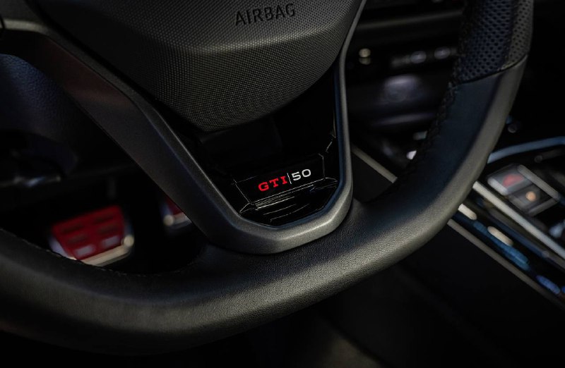 Golf GTI Edition 50 установил рекорд скорости на Нюрбургринге Golf GTI Edition 50 установил рекорд скорости на Нюрбургринге