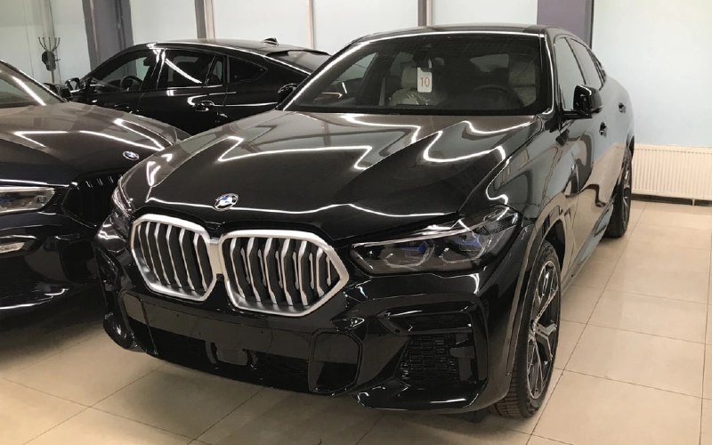 В Калининграде выпущены ограниченные партии BMW X5 и X6 2025 года из запасных частей