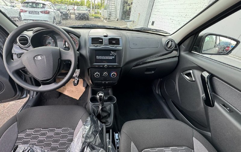 АВТОВАЗ запускает поставки нового кросс-версии LADA Granta АВТОВАЗ запускает поставки нового кросс-версии LADA Granta