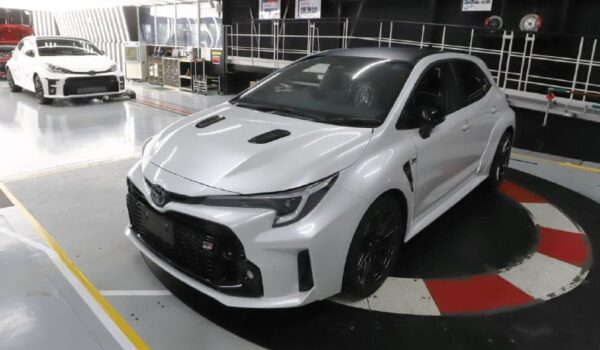 Горячий хэтчбек Toyota GR Corolla появится в Европе в 2026 году