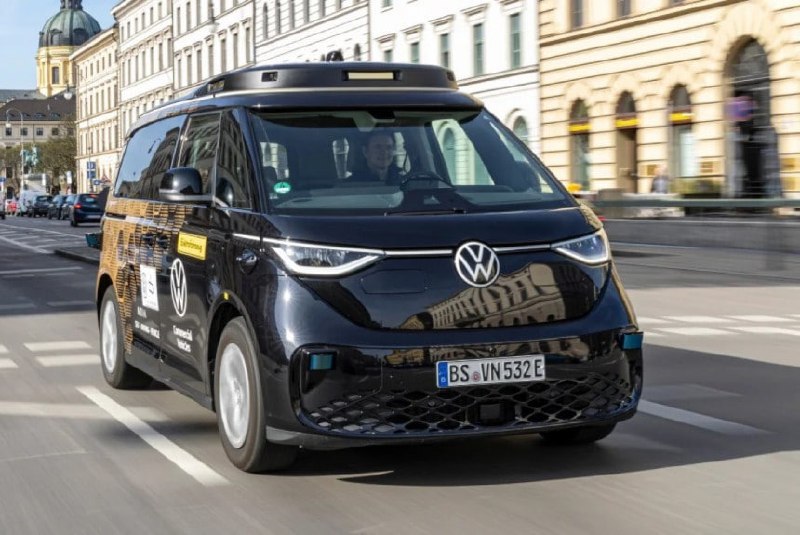 Volkswagen анонсирует массовое производство беспилотных минивэнов ID. Buzz AD Volkswagen анонсирует массовое производство беспилотных минивэнов ID. Buzz AD