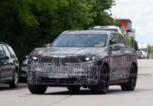 Новый электромобиль BMW iX5 M70: конкуренция Porsche Cayenne Electric