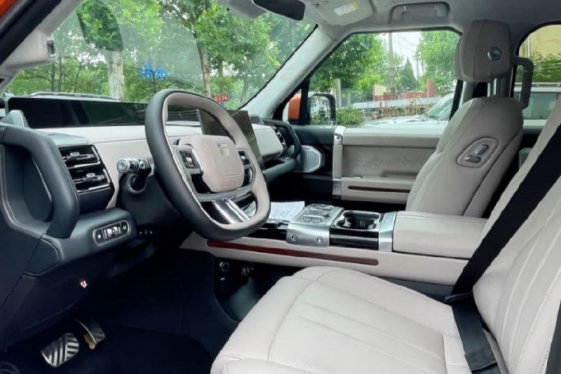 Новый рамный гибридный внедорожник Jetour G700: мощь и внедорожные возможности