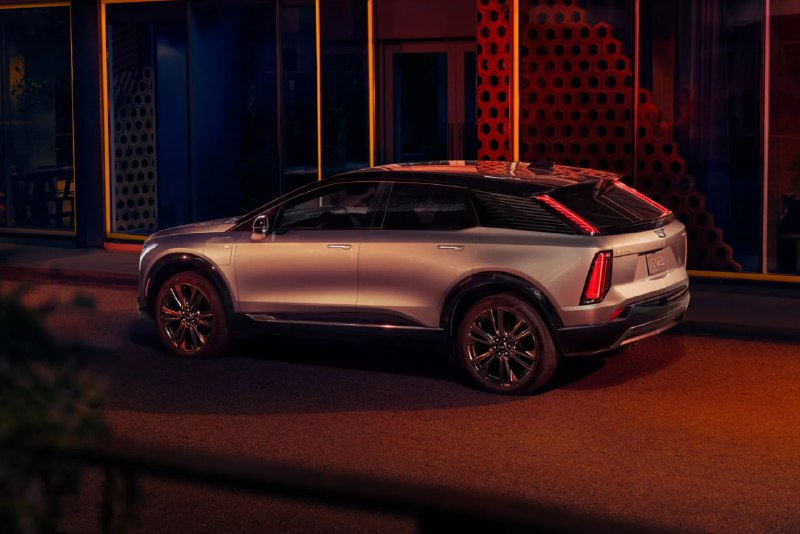 Обновление электрокроссовера Cadillac Optiq на 2026 год: улучшены мощность и автопилот Обновление электрокроссовера Cadillac Optiq на 2026 год: улучшены мощность и автопилот
