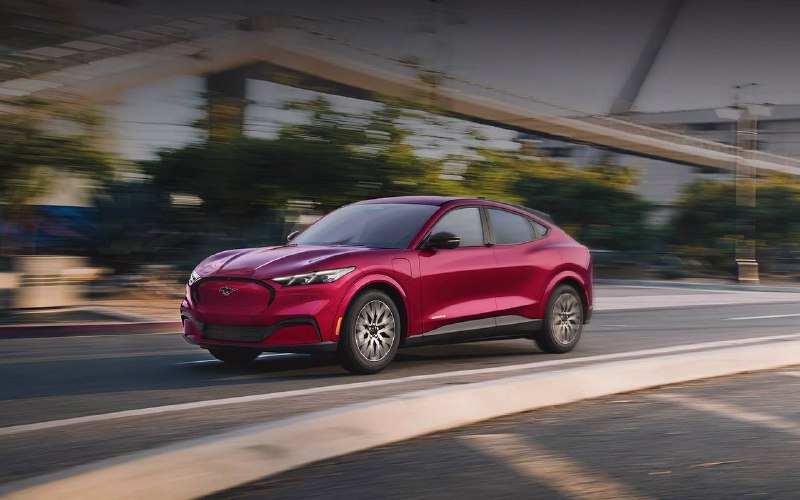 Производитель отзывает более 197 тысяч автомобилей Ford Mustang Mach-E из-за рискованных неисправностей