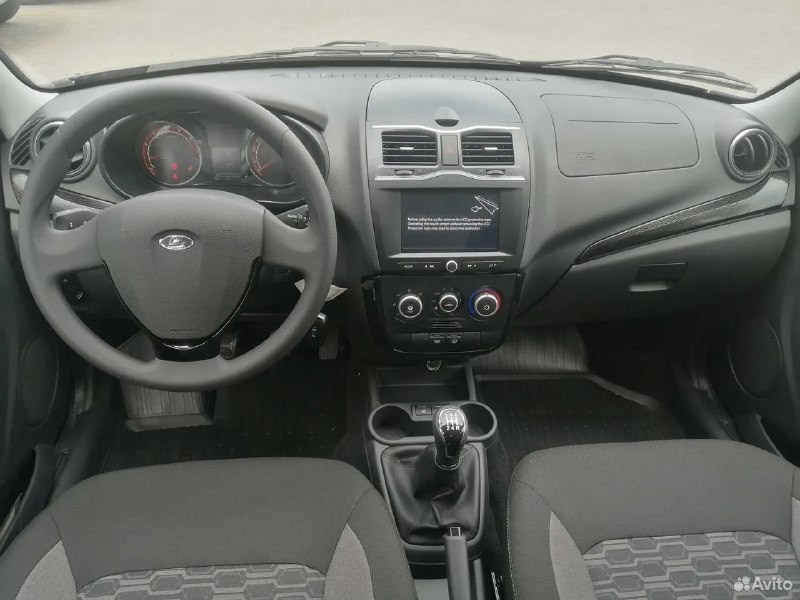 Запуск на рынок нового кросс-лифтового автомобиля LADA Granta Active Cross