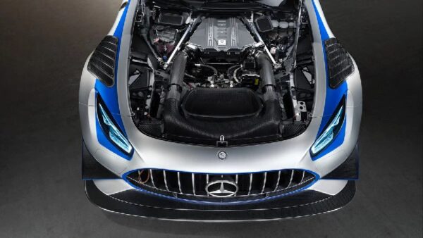 Mercedes-Benz анонсирует новый V8 с электрификацией к 2028 году