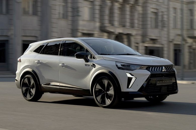 Новый Mitsubishi Grandis 2025: Аналог Renault Symbioz и конкуренты на рынке