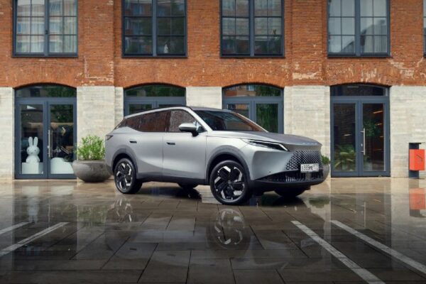 В России начнётся сборка китайских автомобилей Omoda C7 и Tenet