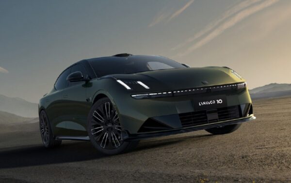Lynk & Co представляет гибридный седан 10 EM-P с мощностью 530 л.с.