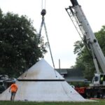 Вскрытие крупнейшей в мире капсулы времени: находки из прошлого