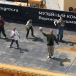 Необычный турнир по фристайл-баскетболу в кузове гигантского самосвала БелАЗ-75710