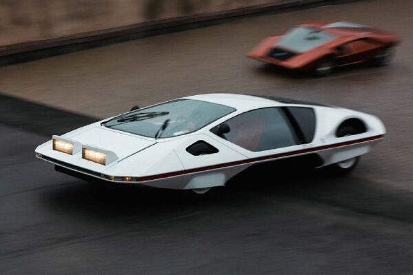 Эксклюзивный спорткар-звёздолёт Ferrari Modulo: уникальный концепт 1970 года
