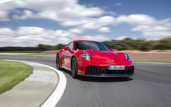 Porsche сообщает о сокращении глобальных продаж в первом полугодии 2025 года