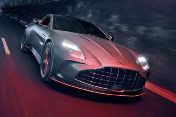 Новая версия Aston Martin Vantage S получила модернизации и увеличенную мощность