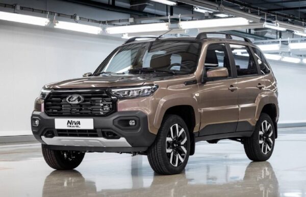Новая Lada Niva Travel представлена на ПМЭФ-2025 с улучшенными характеристиками