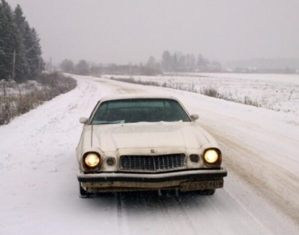 Восстановление классического Chevrolet Camaro 1976 года: подробности проекта