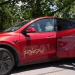 Первое ДТП беспилотного такси Tesla в США