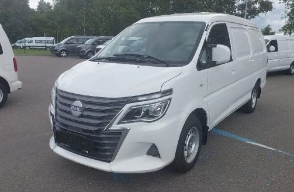 В Беларуси началось производство аналогов Mitsubishi Delica