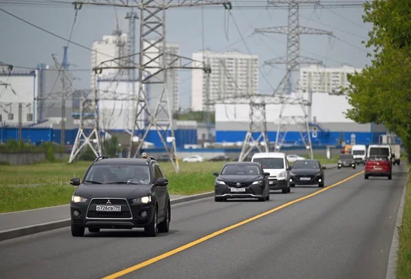 В Москве введена постоянная желтая дорожная разметка для разделения встречных потоков