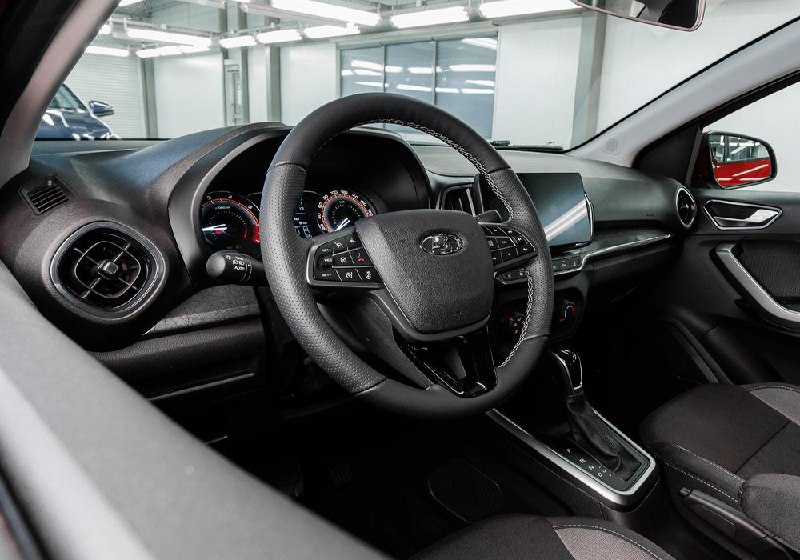 Новая модель Lada Iskra уже в продаже: старт продаж и доступные комплектации Новая модель Lada Iskra уже в продаже: старт продаж и доступные комплектации