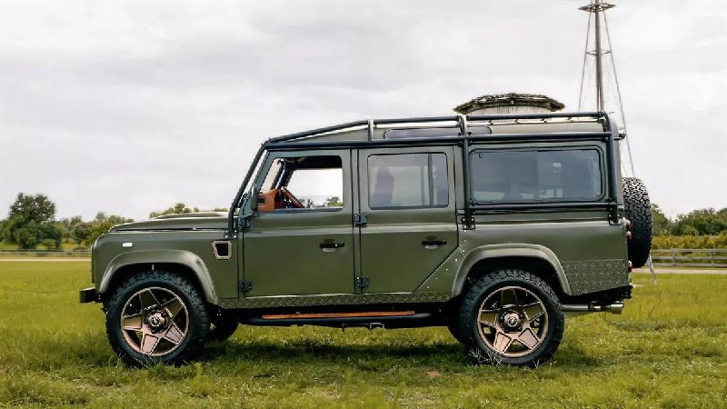 Эксклюзивная переделка Land Rover Defender с V8 мощностью 700 сил от американского тюнера