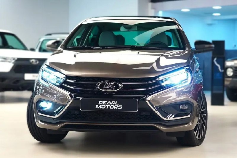 Первая продажа LADA Aura в ОАЭ: роскошный седан дороже популярной Toyota Camry
