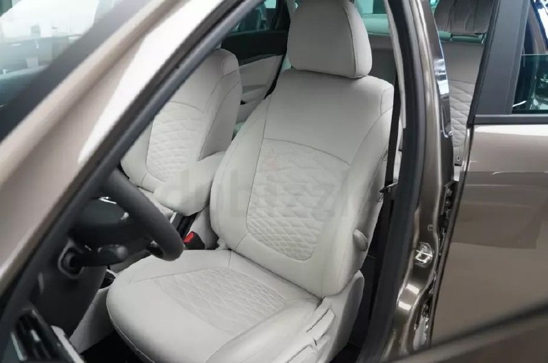 Первая продажа LADA Aura в ОАЭ: роскошный седан дороже популярной Toyota Camry
