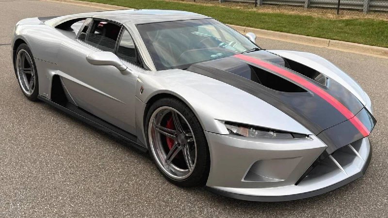 Уникальный гиперкар Falcon F7 выставлен на аукцион: редкая модель в продаже Уникальный гиперкар Falcon F7 выставлен на аукцион: редкая модель в продаже