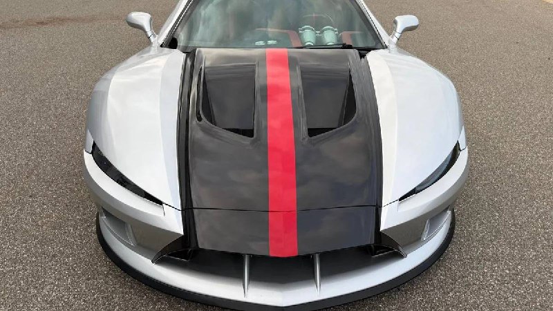 Уникальный гиперкар Falcon F7 выставлен на аукцион: редкая модель в продаже Уникальный гиперкар Falcon F7 выставлен на аукцион: редкая модель в продаже