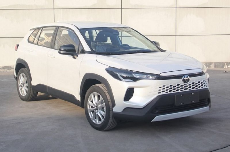 Обновления для кроссоверов Toyota Corolla Cross и Frontlander в Китае Обновления для кроссоверов Toyota Corolla Cross и Frontlander в Китае