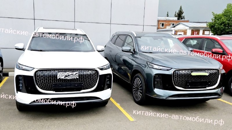Запуск продаж новых моделей российского бренда Tenet запланирован на август 2025 года