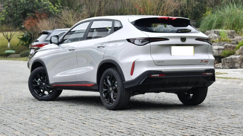 Changan готовится вывести на российский рынок новый кроссовер X5 Plus Changan готовится вывести на российский рынок новый кроссовер X5 Plus