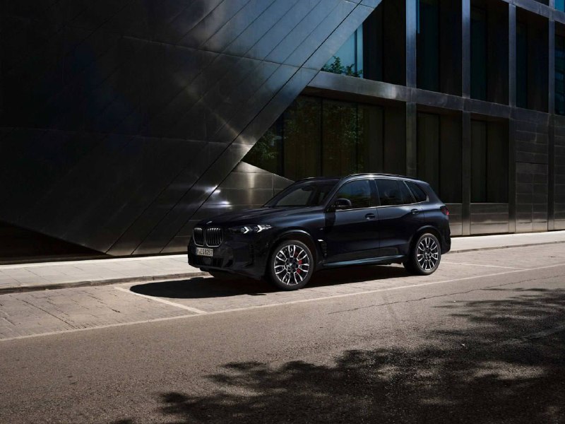 BMW представила ограниченную серию X5 Shadow Edition BMW представила ограниченную серию X5 Shadow Edition