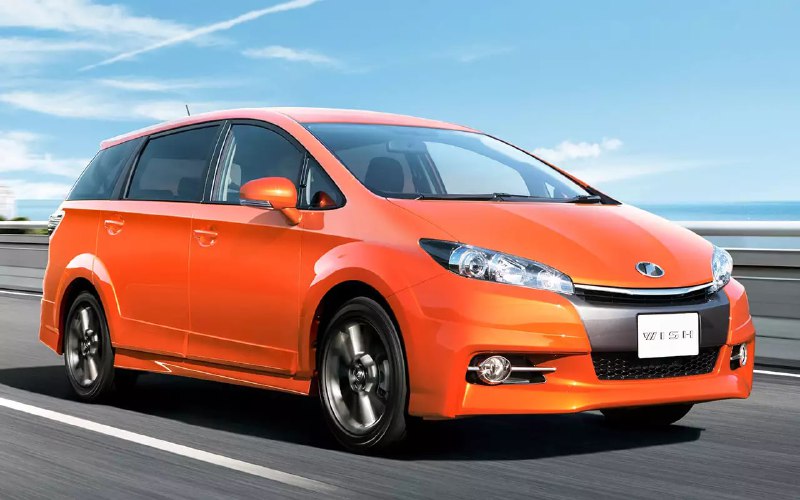Обзор подержанной Toyota Wish второго поколения: плюсы и минусы Обзор подержанной Toyota Wish второго поколения: плюсы и минусы