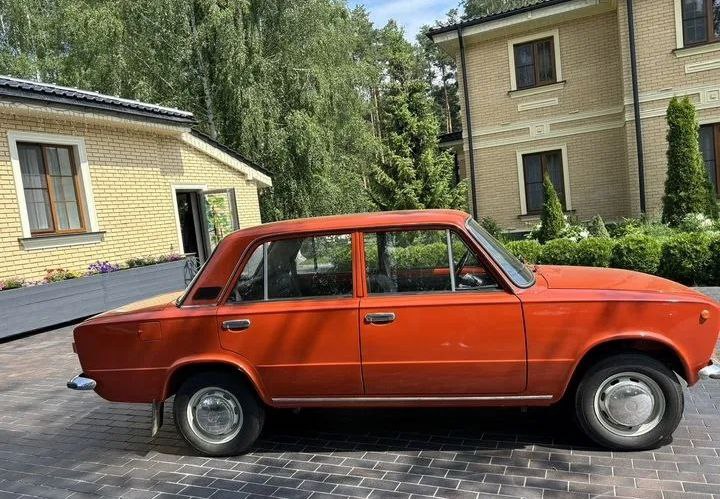 Редкая «Копейка» с автоматической коробкой от GM продается за 10 миллионов рублей Редкая «Копейка» с автоматической коробкой от GM продается за 10 миллионов рублей