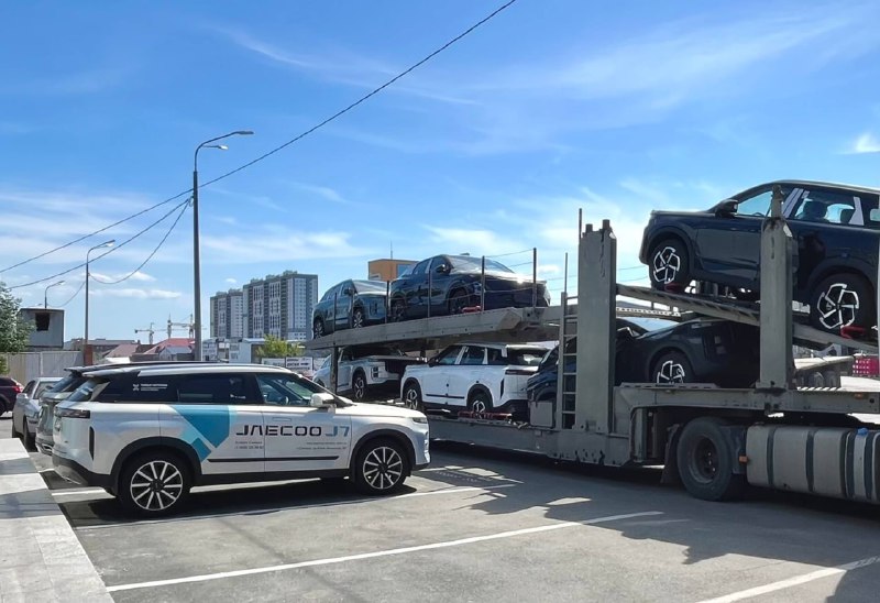 Падение импорта новых автомобилей в Россию на 63% за полугодие 2025 года Падение импорта новых автомобилей в Россию на 63% за полугодие 2025 года