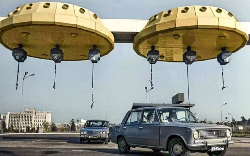 Необычные советские автозаправки: что было в прошлом?