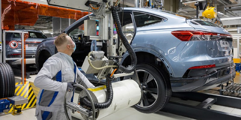 Финансовые потери Volkswagen из-за снижения продаж и тарифных барьеров Финансовые потери Volkswagen из-за снижения продаж и тарифных барьеров