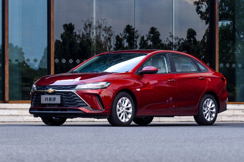 Chevrolet возвращает седан Cruze на рынок Ближнего Востока в виде китайской модели Monza
