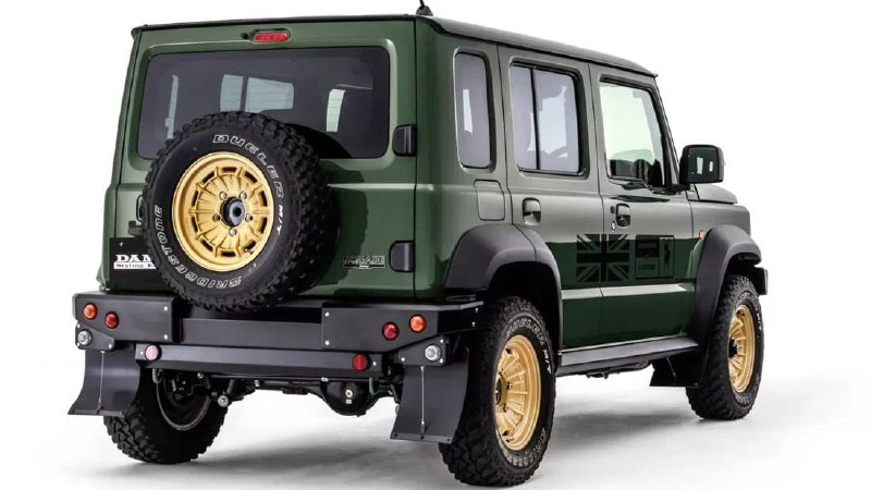 Японский ателье преобразило Suzuki Jimny в уникальные внедорожные стили