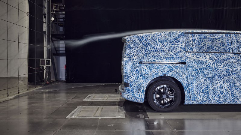 Новые фотографии прототипа минивэна Mercedes-Benz VLE Новые фотографии прототипа минивэна Mercedes-Benz VLE
