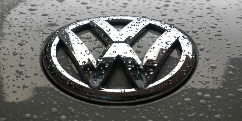 Volkswagen понес значительные убытки из-за повышения импортных пошлин в США Volkswagen понес значительные убытки из-за повышения импортных пошлин в США