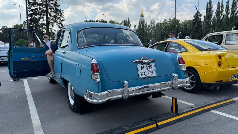 Автофестиваль «ПроДвижение»: ретро-автомобили, технологии и кино на ВДНХ Автофестиваль «ПроДвижение»: ретро-автомобили, технологии и кино на ВДНХ