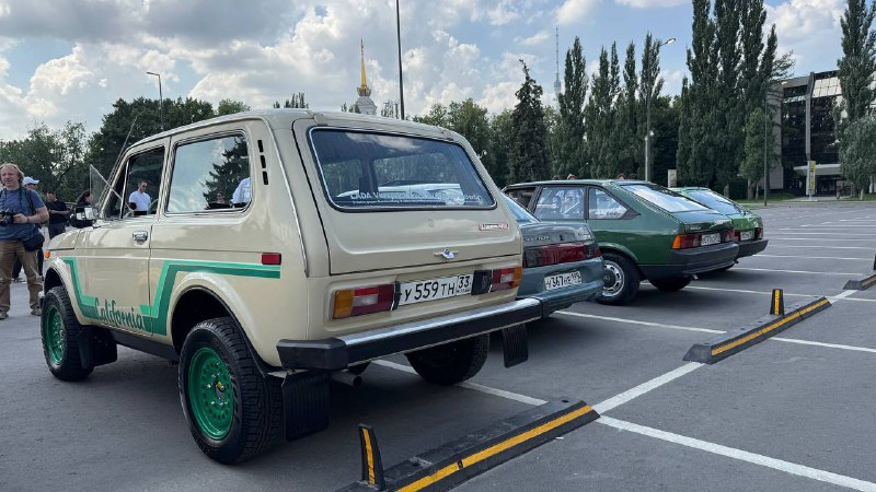 Автофестиваль «ПроДвижение»: ретро-автомобили, технологии и кино на ВДНХ Автофестиваль «ПроДвижение»: ретро-автомобили, технологии и кино на ВДНХ