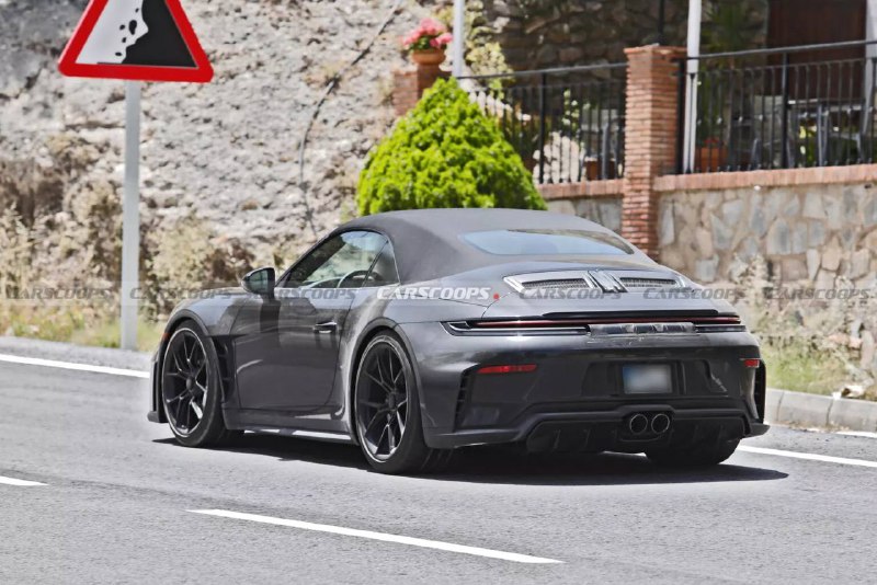 Новая версия Porsche 911 Speedster проходит испытания в Европе Новая версия Porsche 911 Speedster проходит испытания в Европе