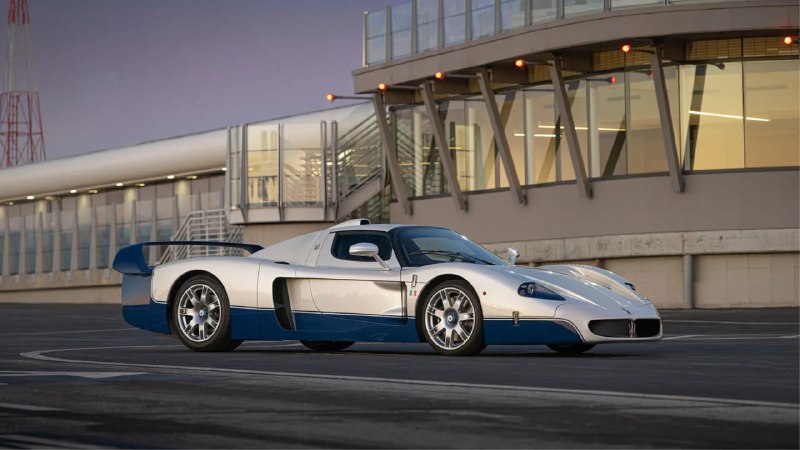 Редкая Maserati MC12 Stradale выставляется на аукцион с рекордной ценой Редкая Maserati MC12 Stradale выставляется на аукцион с рекордной ценой